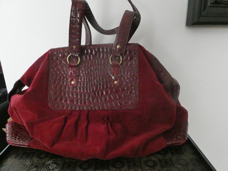 Unbranded Women’s Burgundy Velour/Leather Xlarge Bag
