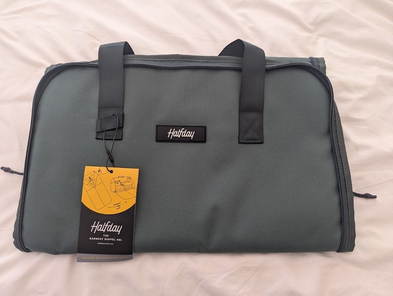 NEW Halfday Convertible 2-in-1 Premium Garment Duffel Weekender Bag 40L Green