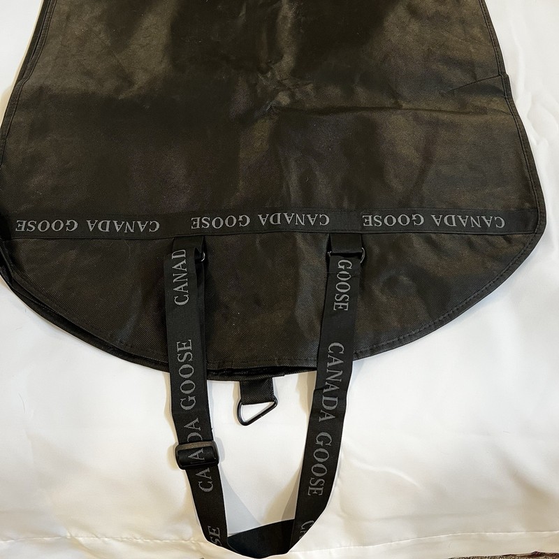 Canada Goose Arctic Program Logo Black Clothing Garment Bag EUC gallery