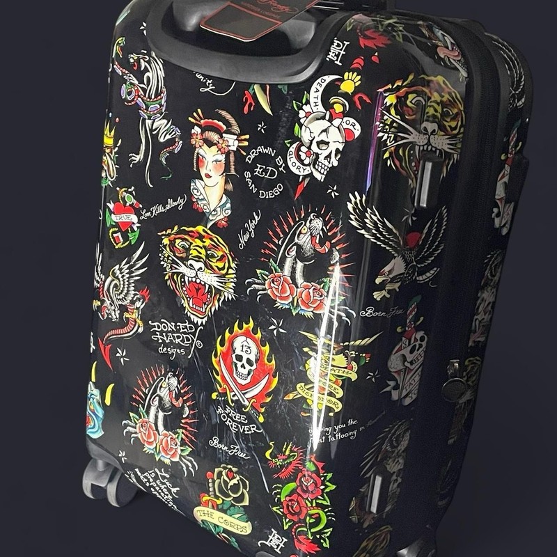 Ed Hardy Hard-Shell Suitcase – Expandable with 360° wheels & branded pocket