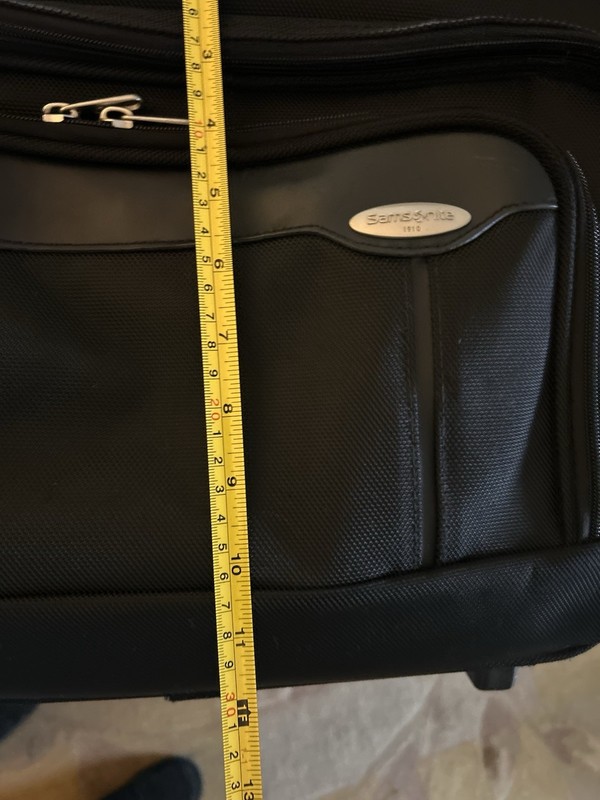 Samsonite Computer Travel Bag Wheels Adjustable Handle Black Excellent Condit gallery