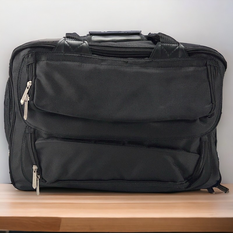 Sovrano Logomark Large Expandable Travel Duffle Bag Shoulder Strap Black NEW