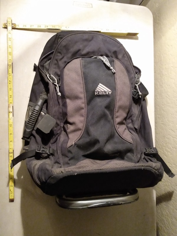 VTG RARE Kelty Rolling BackPack/Travel Bag Black 23″ H PreOwned NonProfit EDU