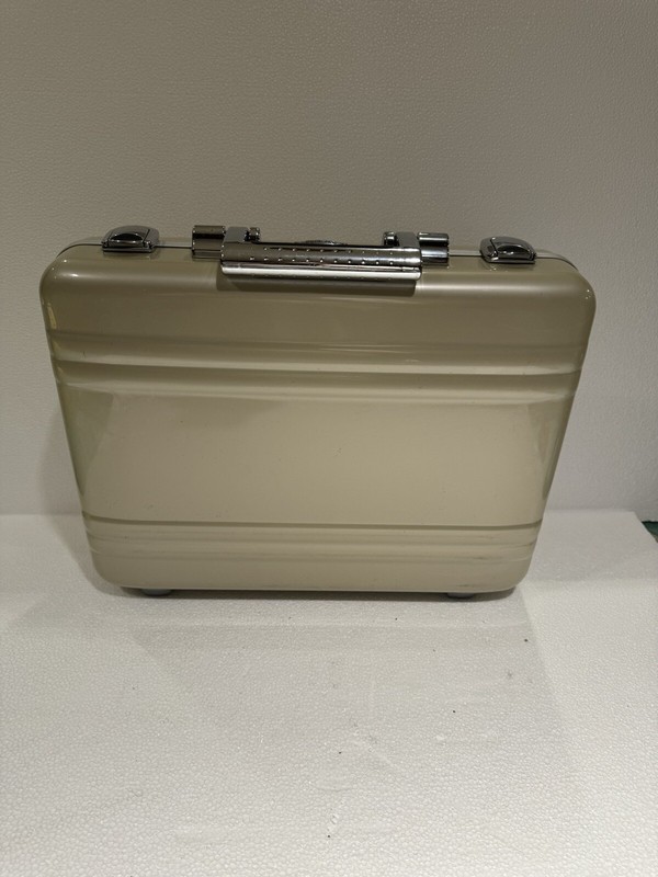 Zero Halliburton Attache Case & Business Bag Gold & Beige Japan #05
