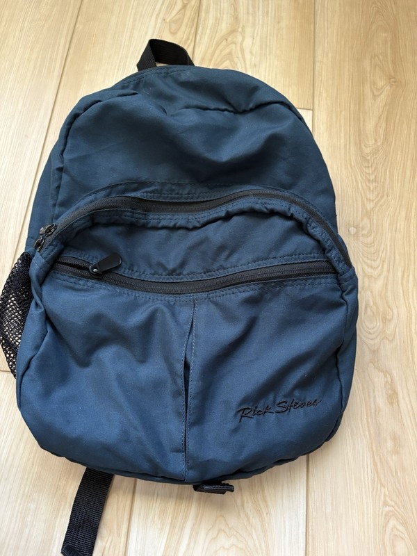 Rick Steves Lightweight Packable Travel Daypack Backpack Teal EUC 16”x11.5”