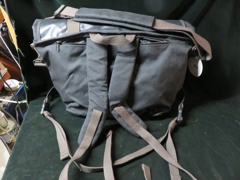 TOKEN Lorimer Vinyl Convertible Messenger Bag Black Tribeca Film Festival NwT! gallery