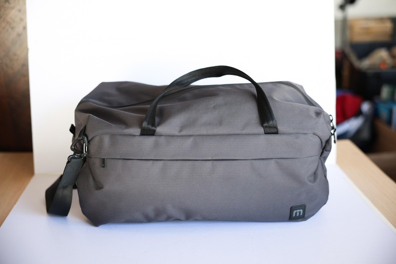 TravisMathew Gray Ripstop Duffel Bag Travel Gym Soft Case Mens Adjustable Strap gallery