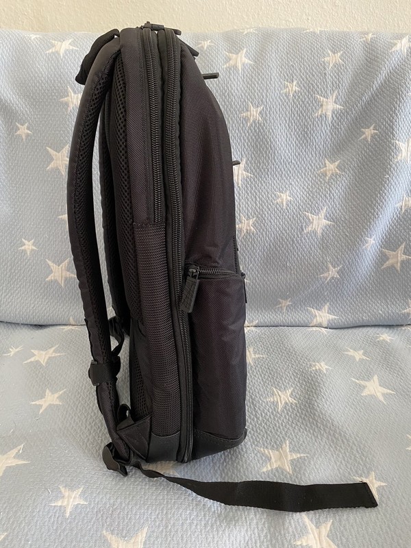 USED Targus Revolution Check Point Black Backpack TEB005US - VGC! gallery