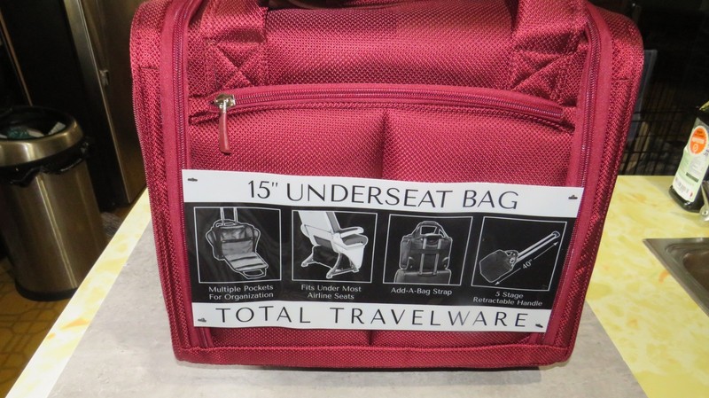 TOTAL TRAVELWARE Everest Expandable Softside Spinner, 15" Wine gallery