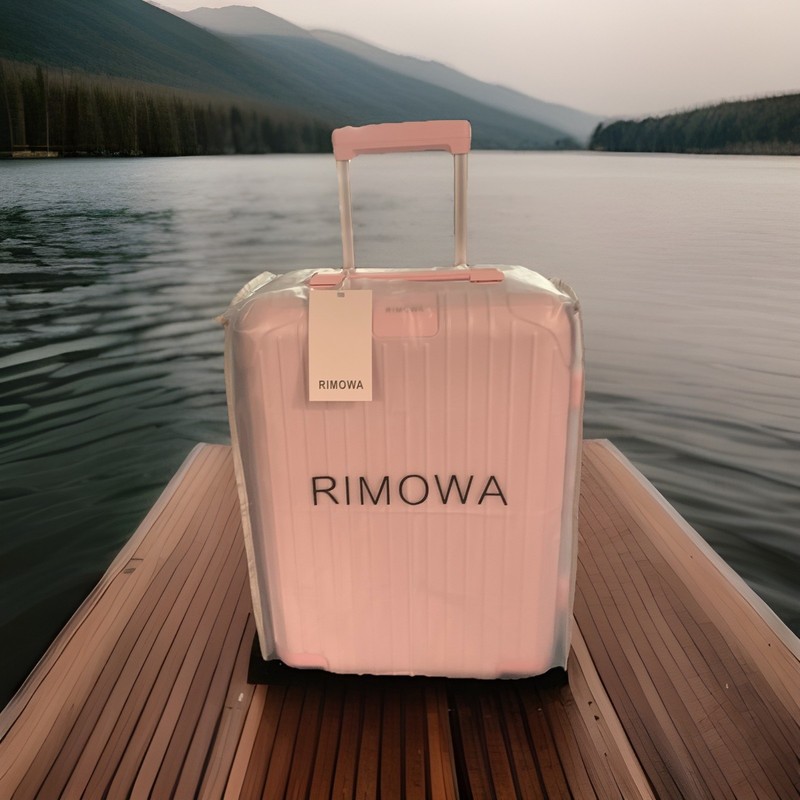 Limited Edition RIMOWA Essential Cabin Ballerina Pink