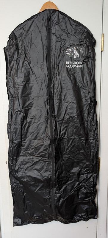 Authentic Bergdorf Goodman plastic foldable garment bag – 52″ x 22″