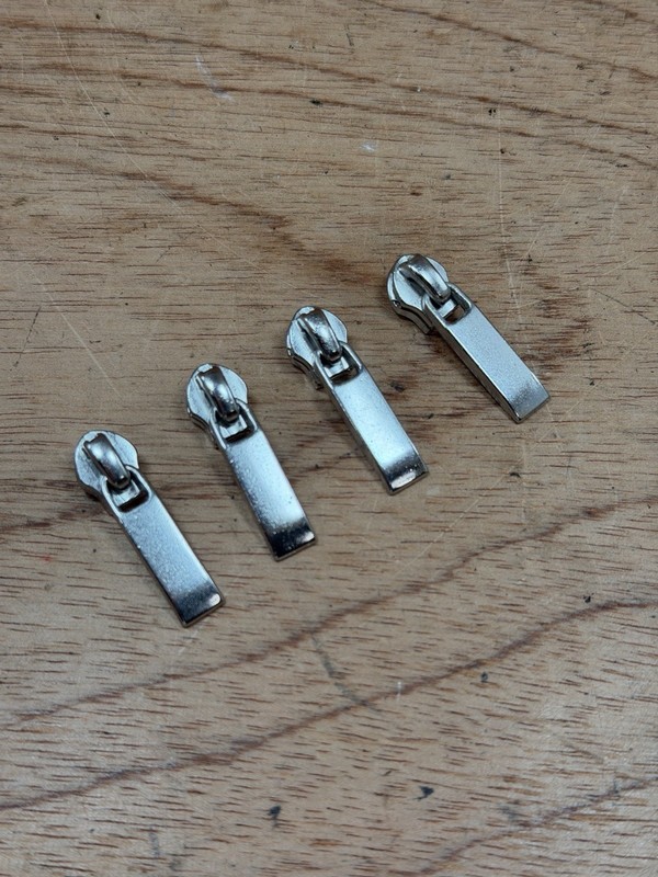 TUMI Check In Tegra-Lite 27” 28125BX REPLACEMENT PART ONLY Inside Zipper Pulls
