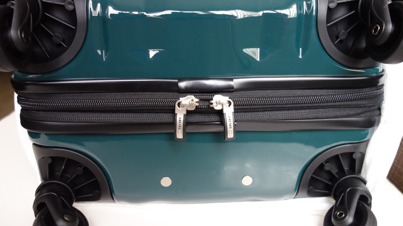 Delsey Devan Expandable Spinner 20" Luggage Pine Green Carry-On Brand New gallery
