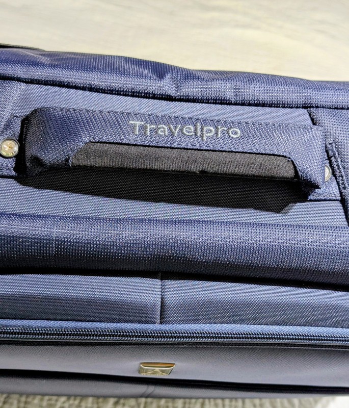 Travelpro Maxlite 5 Softside Lightweight Bi-Fold Carry-on Garment Bag Navy Blue gallery