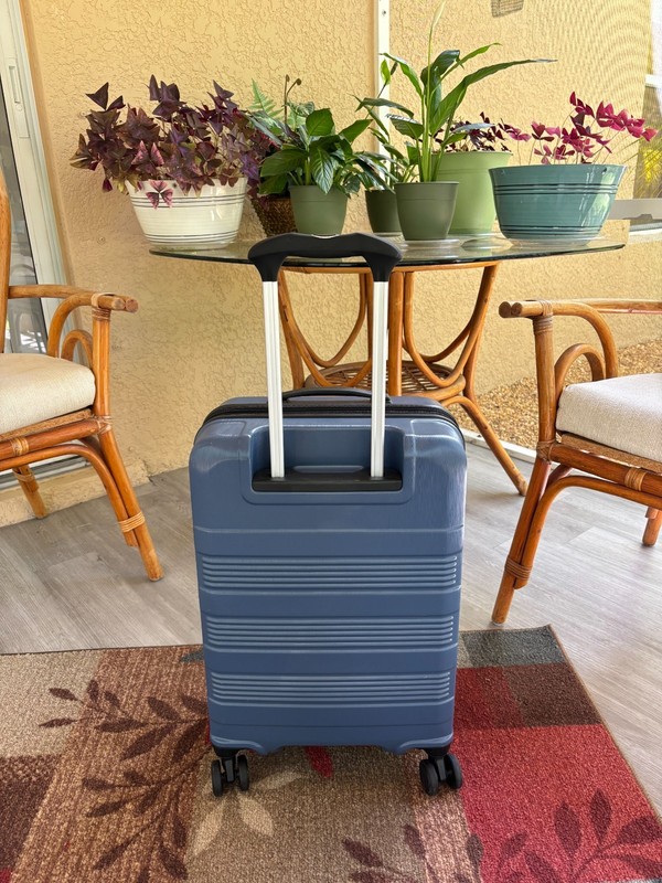 Travelpro WalkAbout 7 Carry-on Spinner gallery