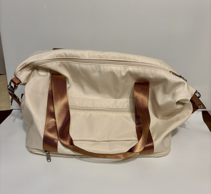 Coolife 2pc Expandable Weekender Bag & Toiletry Set Cream with Bronze Straps gallery