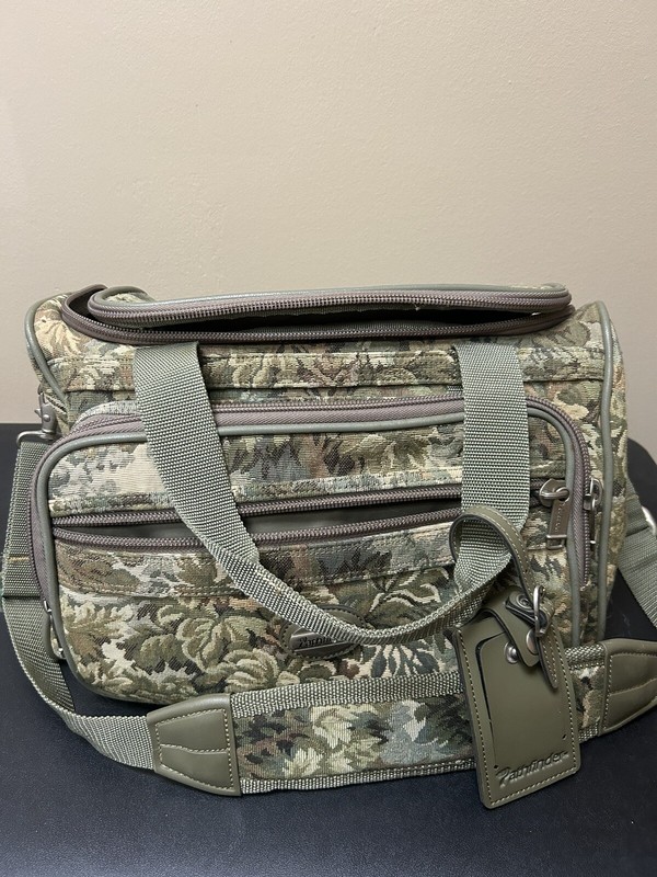 Pathfinder Travel Work Bag Carry On Luggage Tote Green Tapestry Fabric Bag!!