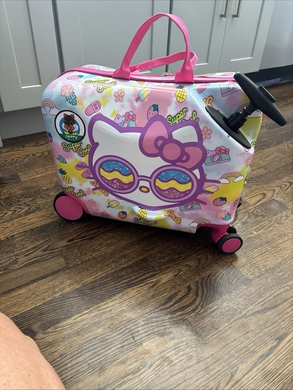 Hello Kitty Ride on Spinner Suitcase Kids Rolling Carry on gallery