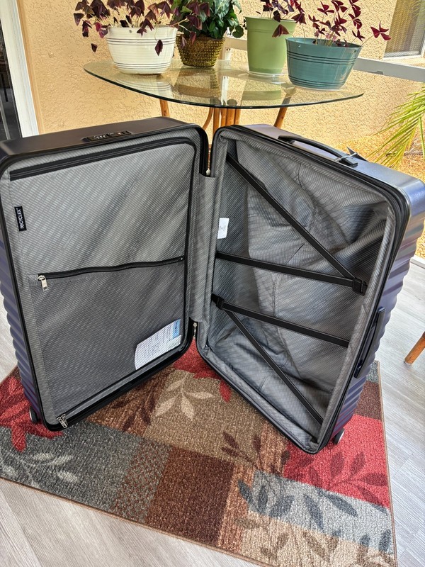 Samsonite Spin Tech 6 Large Spinner Color: Sapphire Blue gallery