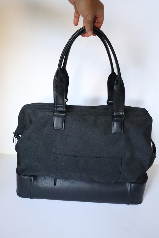BEIS Convertible Weekender Overnight Black Duffle Luggage Bag Shoulder Strap 49L gallery