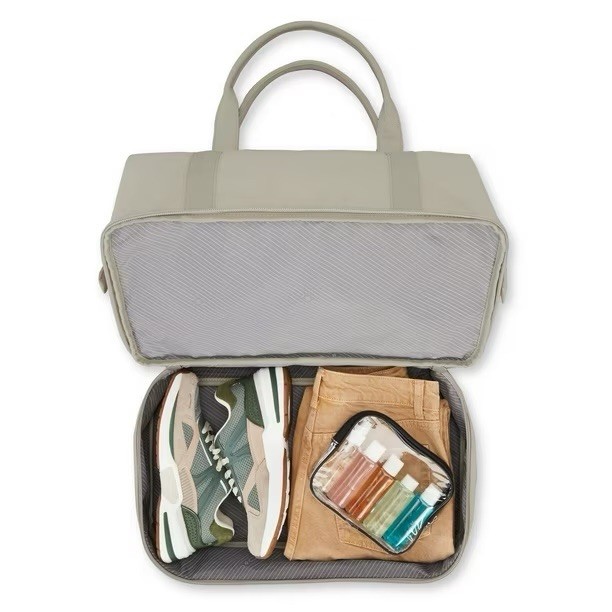 Samsonite Better than Basic Drop Bottom Weekender Duffel. LIMESTONE GREY gallery