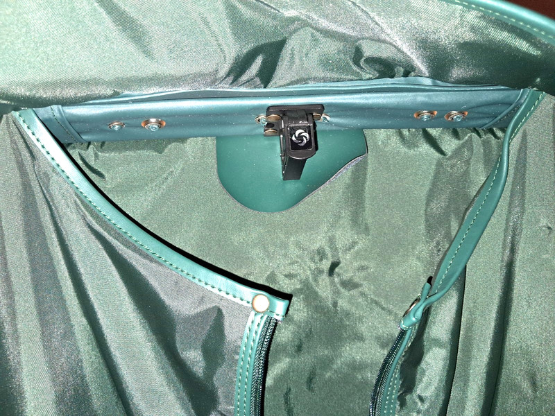 Vintage 44"x24" Green Samsonite Canvas & Leather Bifold Hanging Garment Bag gallery