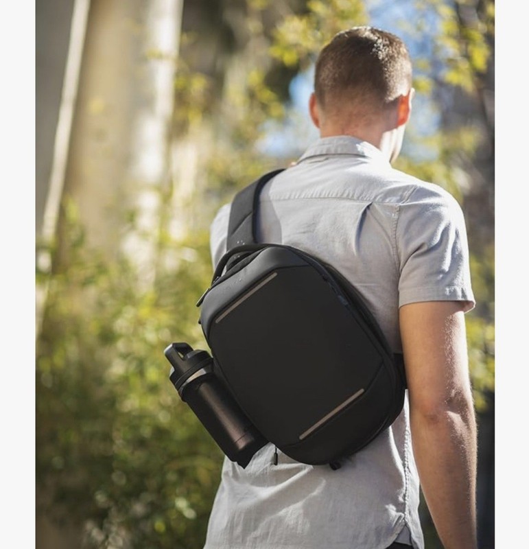 NOMATIC Navigator Sling 6L Crossbody Travel laptop Bag Everyday Carry ipad
