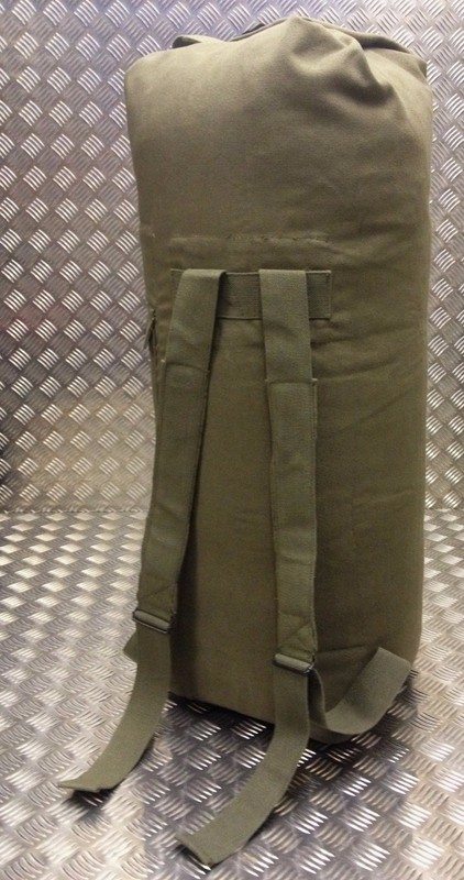 US Army Style Kit Bag / Duffle / Shoulder bag / Ruck Sack Military Green OD NEW