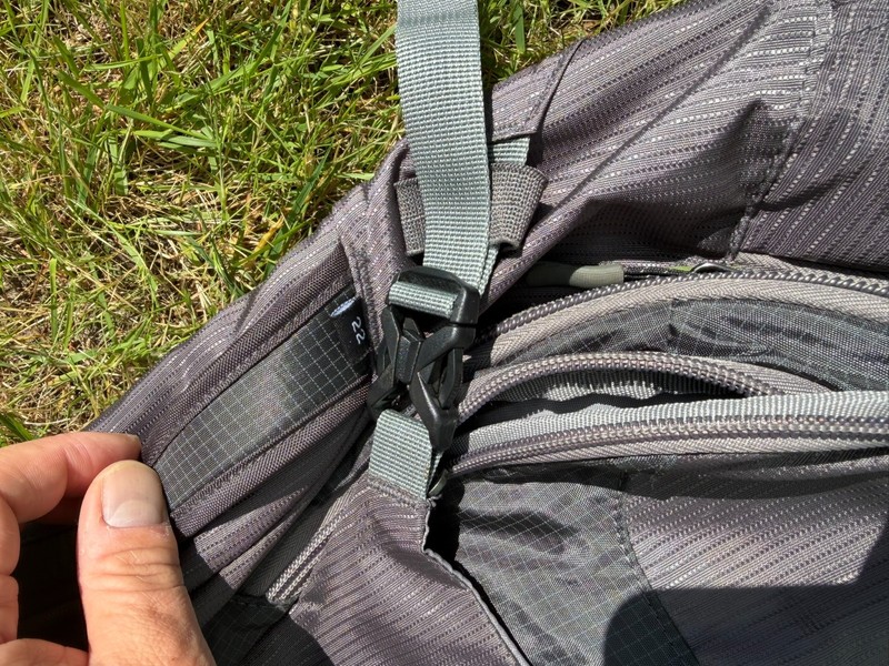Eagle Creek Lync Rolling Backpack 22” Carry On Luggage (No Straps) Duffle gallery