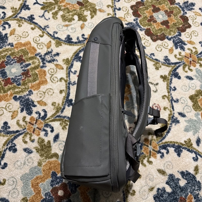 Nomatic Backpack 14L, Great Condition, Expand to 17L, Laptop Sleeve, RFID Safe gallery
