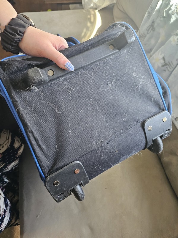 Destinations 32" Multi-Packer Wheel Duffle **SEE PICS FOR DAMAGE** gallery