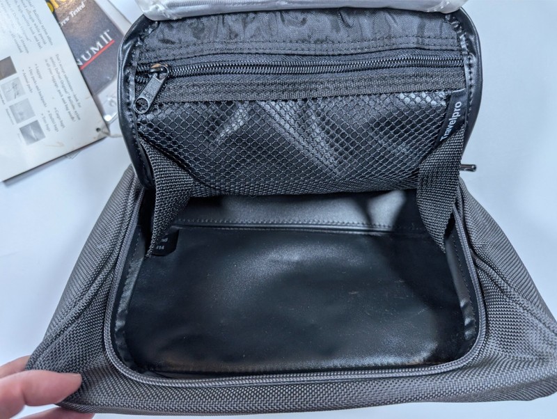 Travelpro Platinum Hanging Toiletry Bag Black Travel Organizer NWT gallery