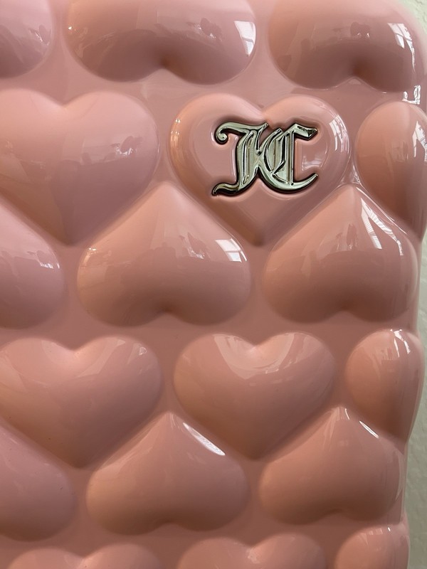 JUICY COUTURE Light Pink 3D Hearts Hardside Luggage Spinner Suitcase 32” NWT