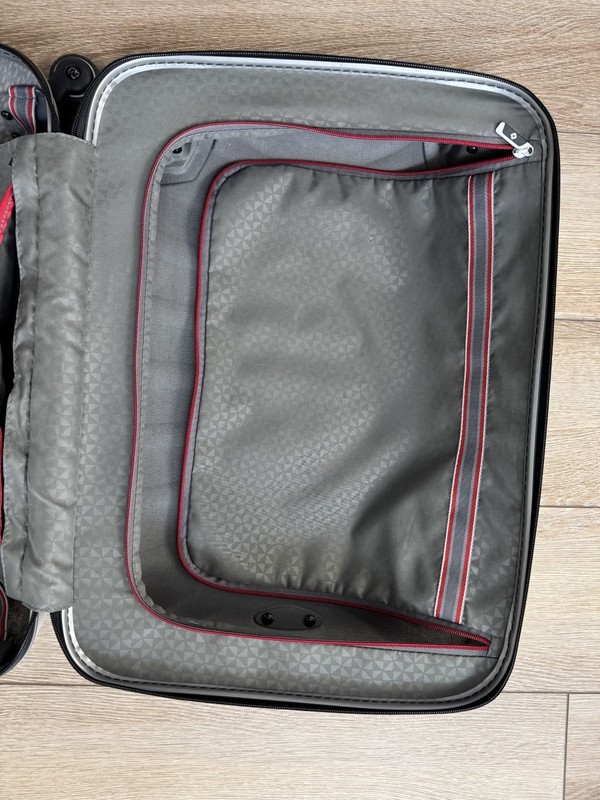 Samsonite Firelite 21" Spinner Carry On Luggage Curv Lightweight Suitcase Silver gallery