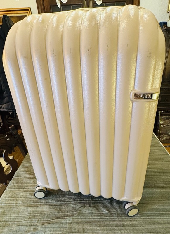 LYS Paris Hard Shell Large Rolling Suitcase 18.5" X 27" X 11.5" Light Pink gallery
