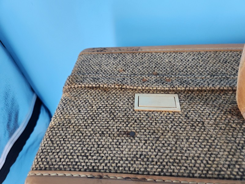 Vintage Hartmann Large 25in x 20in Classic Leather Belted Tweed Luggage Suitcase gallery