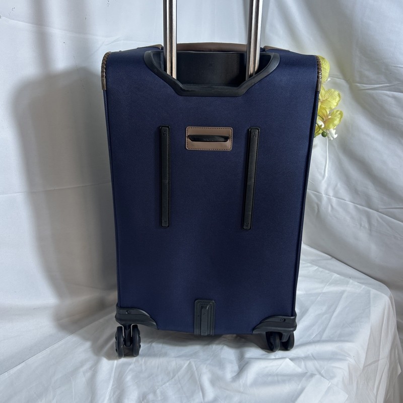 Travelpro Crew Classic Compact Carry-On Expandable Spinner 22” gallery