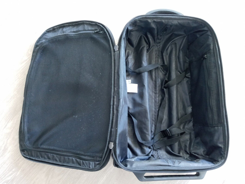 Ogio Lightweight Performance 2-Wheel Luggage Travel Bag 23x15x9 inches gallery