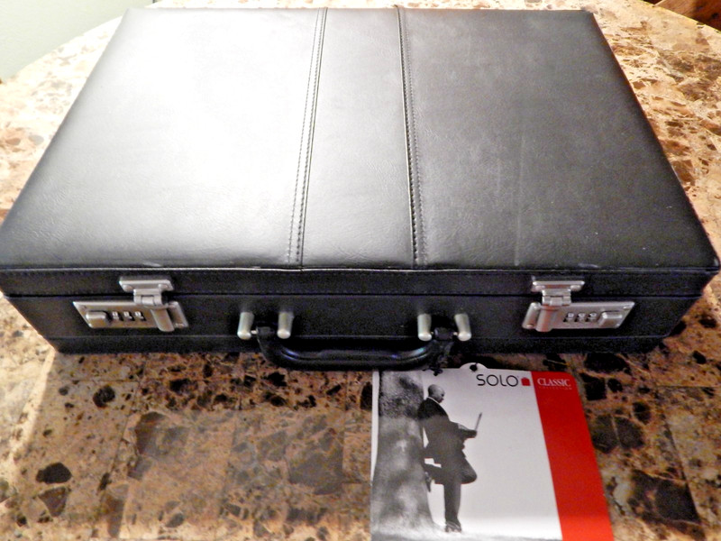 Solo Vinyl Briefcase Combination Locks, Padded Handle, New with Tag, NWT