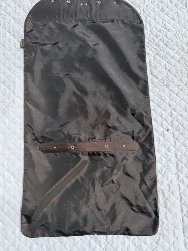 *flaws* Louis Vuitton Paris Tri-fold Garment Bag Brown Nylon Suit Cover 39”x21” gallery