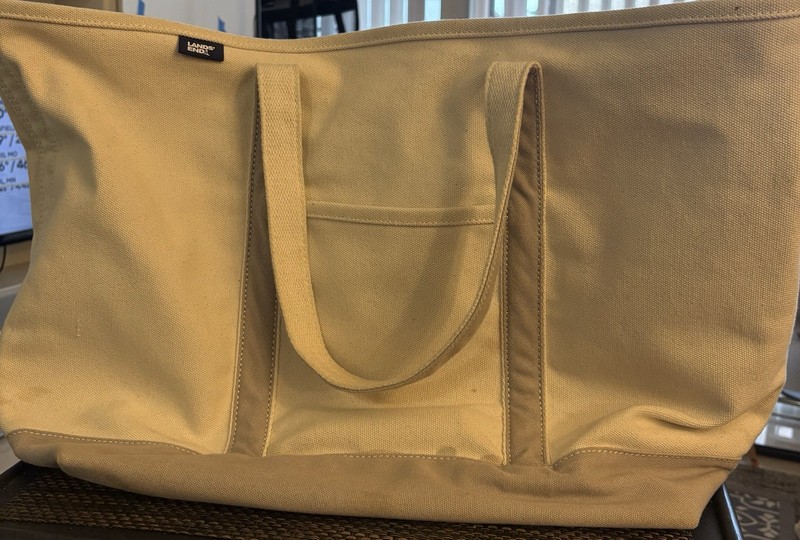 Lands’ End Beige Canvas Accessory Bag Interior Pockets Open Top Key Clip