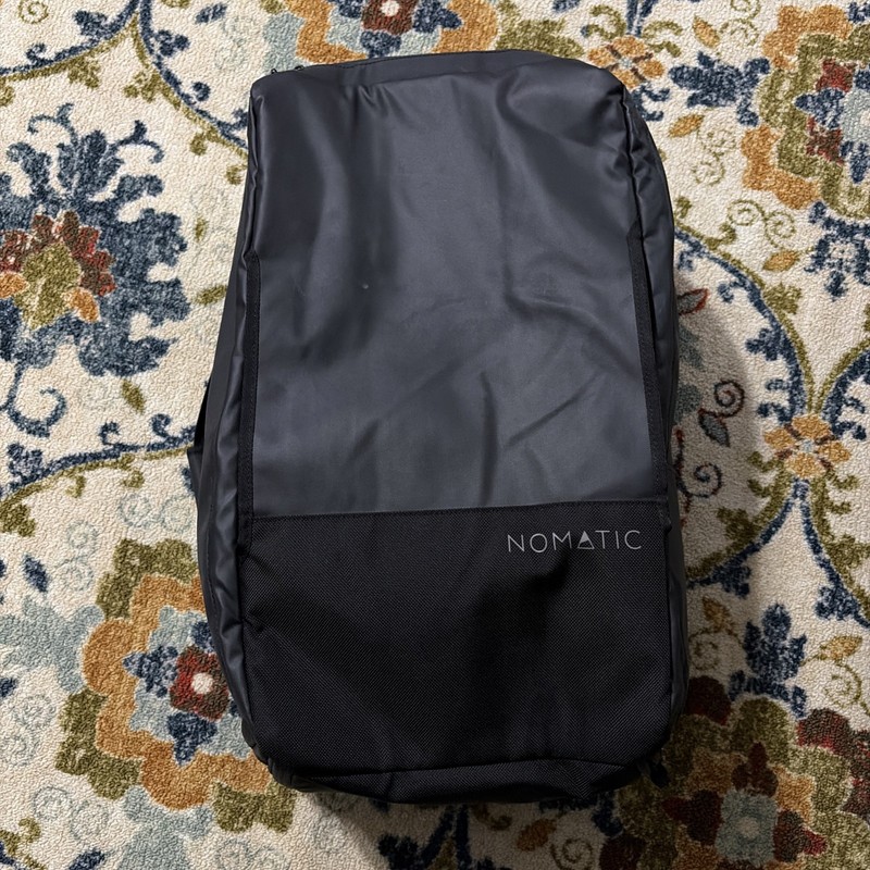 Nomatic 40L Travel Bag Duffle Carry or Backpack Laptop Sleeve RFID Safe Black