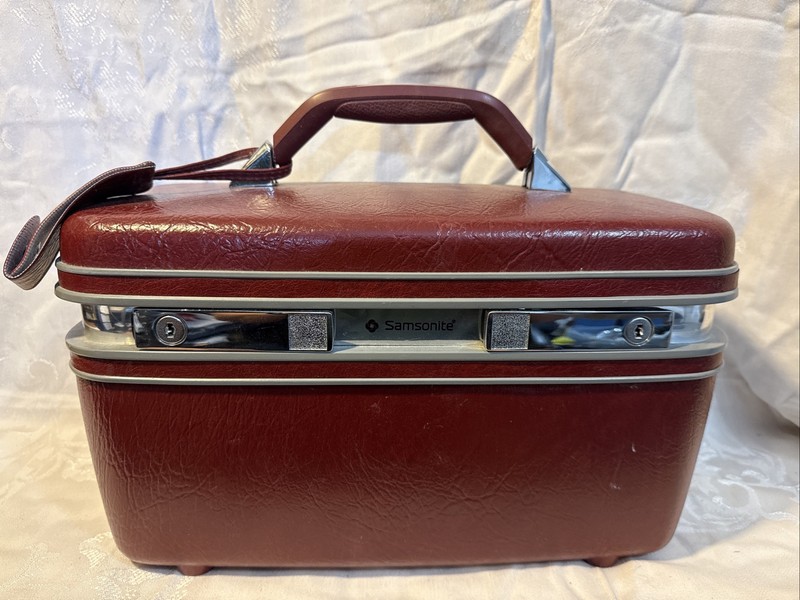 VINTAGE SAMSONITE Profile II Train Case Luggage Cosmetic Barber BURGUNDY W/ Keys