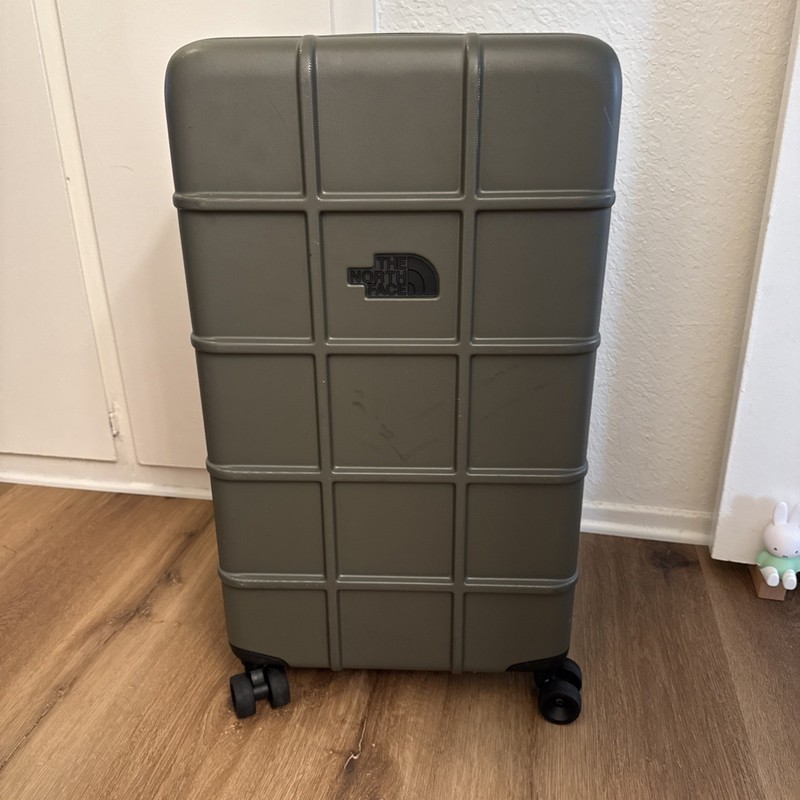 The North Face All Weather 4 Wheeler Luggage 30" 71L Suitcase Green/Taupe TNF