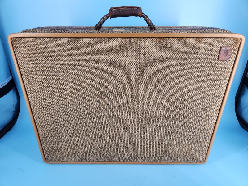 Vintage Hartmann Large 25in x 20in Classic Leather Belted Tweed Luggage Suitcase gallery