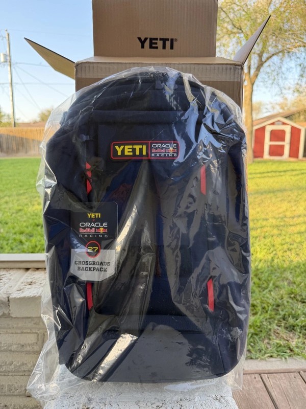 New Sealed YETI x Oracle Red Bull Racing Crossroads 27L Backpack Limited Edition