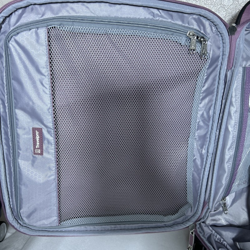 Travelpro Maxlite5 Softside Expandable Carry on Luggage with 4Spinner Wheels gallery