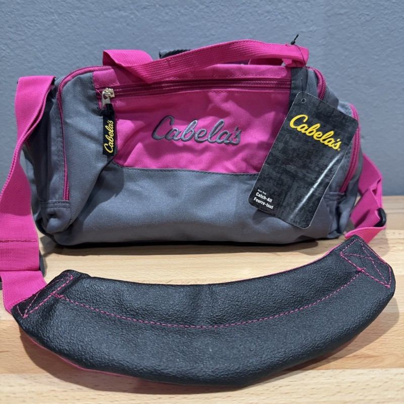 Cabela’s 15 Inch Pink Gray Overnight Bag New