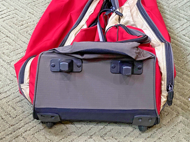 Samsonite Ripstop Wheeled Rolling Duffel Bag Red 34” Extending Handle CLEAN gallery
