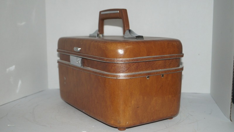 Vintage AIRWAY Hard Shell Train Plane Travel Case Luggage Suitcase gallery